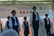 Hagyományőrző szekció